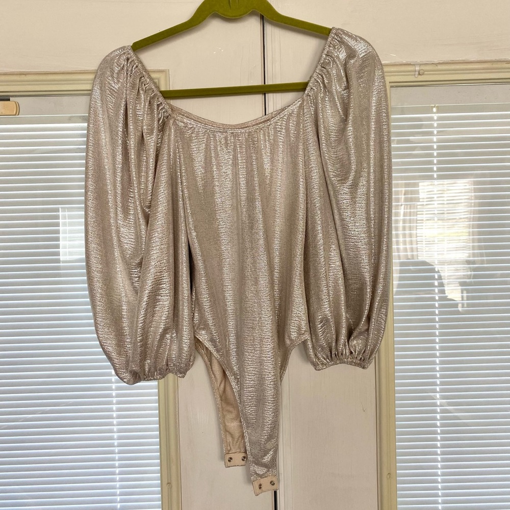 ✨Bucketlist Bodysuit✨